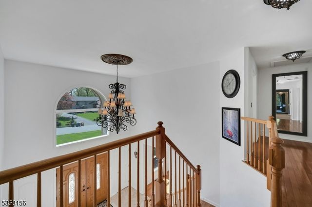 25 Mary Dr, Montville Twp., NJ 07082