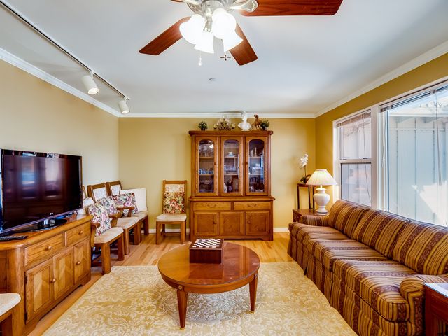 80 Canyon Road, Los Alamos, NM 87544