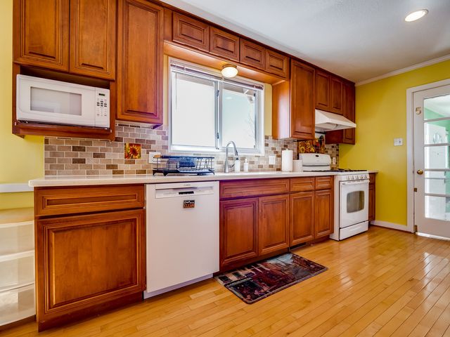 80 Canyon Road, Los Alamos, NM 87544