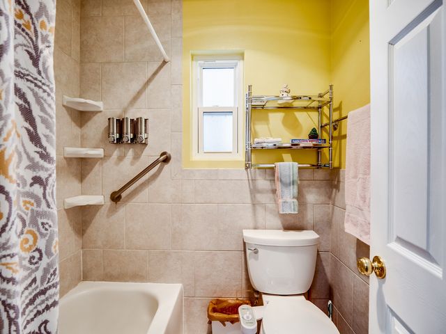 80 Canyon Road, Los Alamos, NM 87544