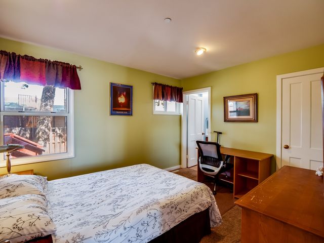 80 Canyon Road, Los Alamos, NM 87544