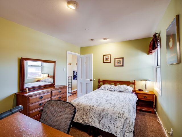 80 Canyon Road, Los Alamos, NM 87544