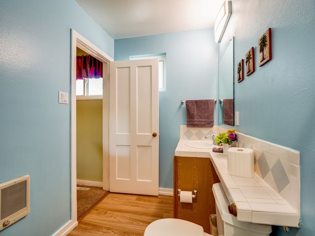 80 Canyon Road, Los Alamos, NM 87544