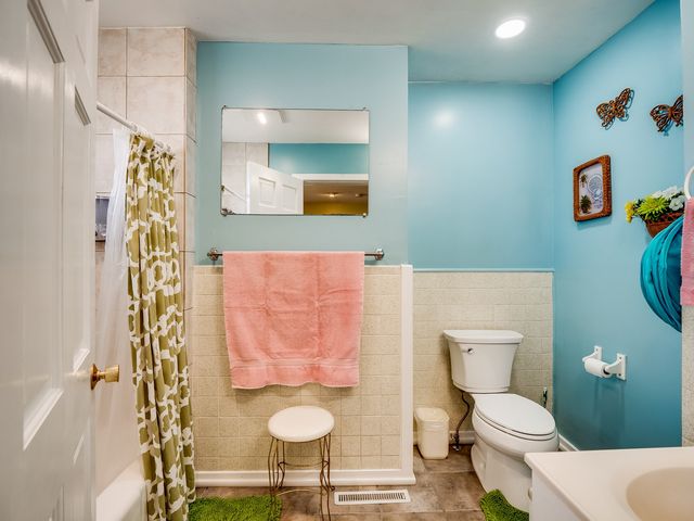 80 Canyon Road, Los Alamos, NM 87544