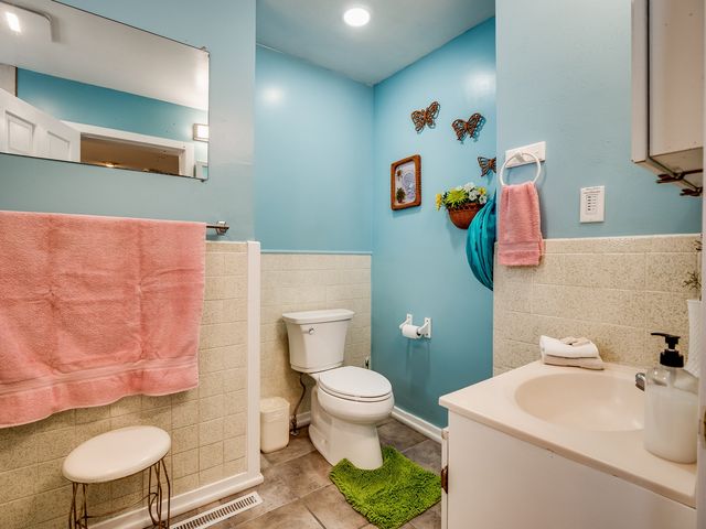 80 Canyon Road, Los Alamos, NM 87544