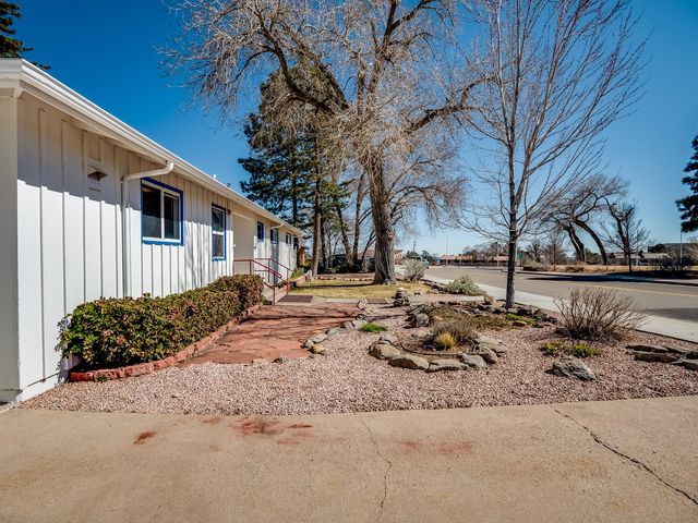 80 Canyon Road, Los Alamos, NM 87544