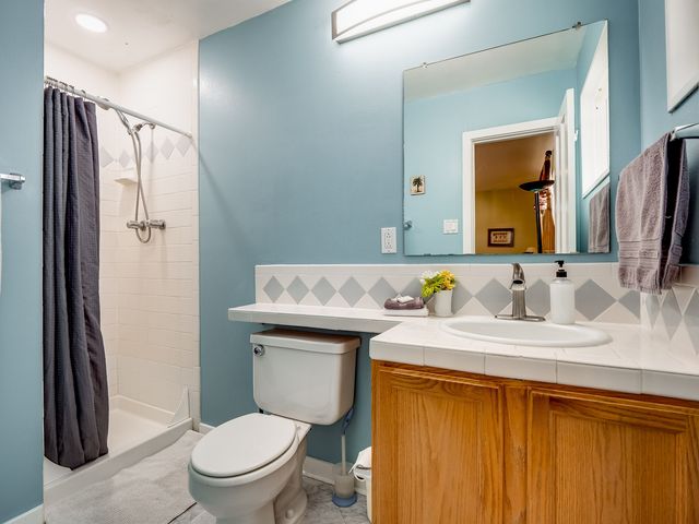 80 Canyon Road, Los Alamos, NM 87544