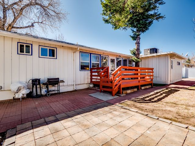 80 Canyon Road, Los Alamos, NM 87544