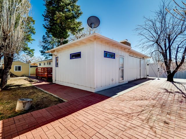 80 Canyon Road, Los Alamos, NM 87544