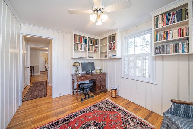 33 Pilgrim Drive, Warwick, RI 02888