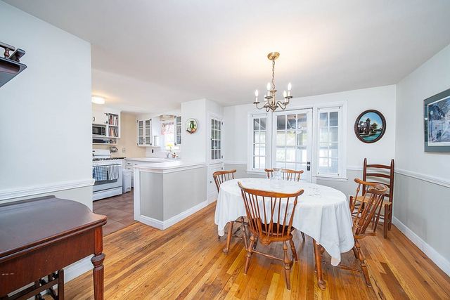 33 Pilgrim Drive, Warwick, RI 02888