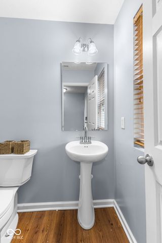 15556 Old Pond Circle, Noblesville, IN 46060