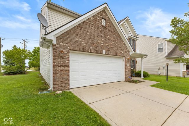 15556 Old Pond Circle, Noblesville, IN 46060