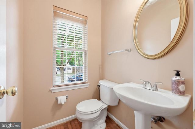 2237 VILLAGE SQUARE RD, Frederick, MD 21701