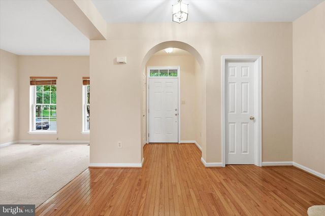 2237 VILLAGE SQUARE RD, Frederick, MD 21701