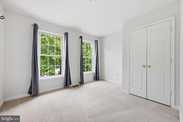 2237 VILLAGE SQUARE RD, Frederick, MD 21701