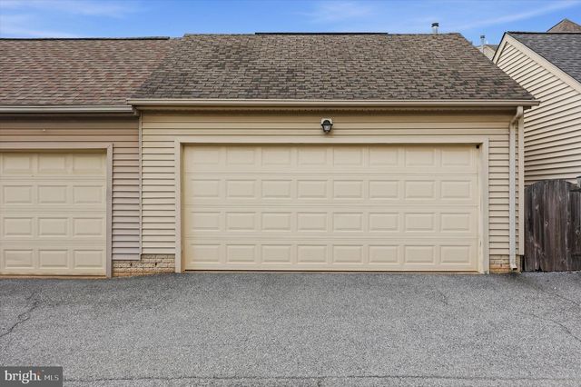 2237 VILLAGE SQUARE RD, Frederick, MD 21701