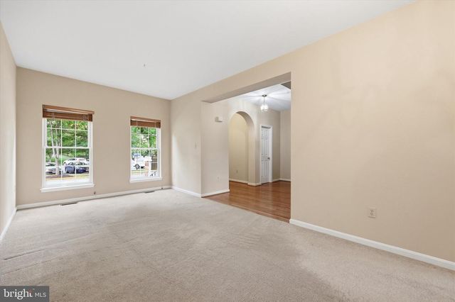 2237 VILLAGE SQUARE RD, Frederick, MD 21701