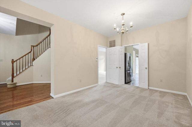 2237 VILLAGE SQUARE RD, Frederick, MD 21701