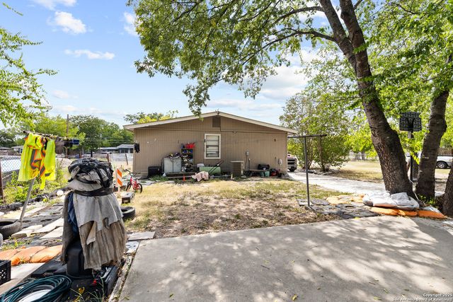 231 Inez Ave, San Antonio, TX 78228