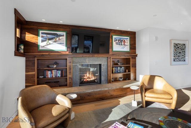 101 S Wallace Avenue 402, Bozeman, MT 59715