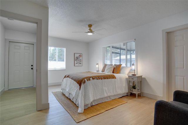 3272 54TH STREET N, St Petersburg, FL 33710