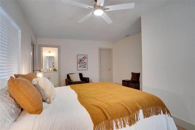 3272 54TH STREET N, St Petersburg, FL 33710