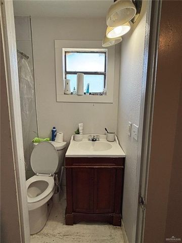 6806 Navaho Street, Mission, TX 78572