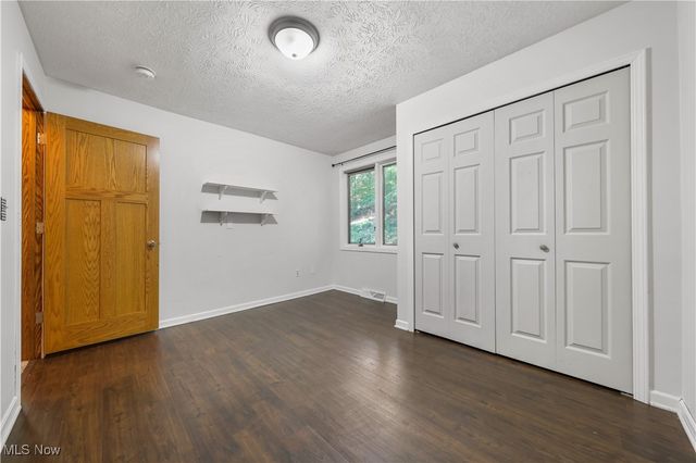 810 Mount Pleasant Street NW, Clinton, OH 44216