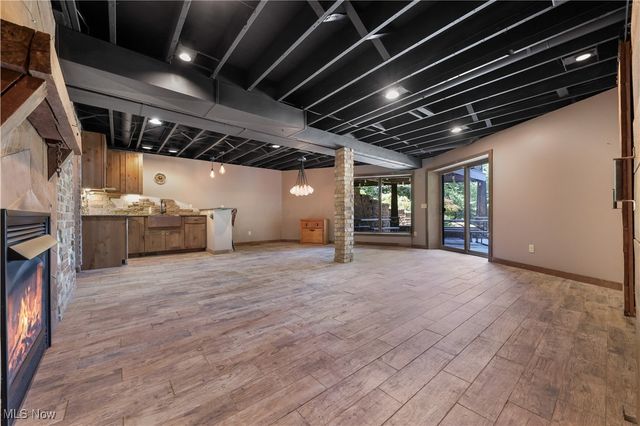 810 Mount Pleasant Street NW, Clinton, OH 44216