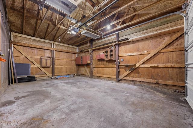 810 Mount Pleasant Street NW, Clinton, OH 44216