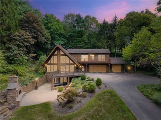 810 Mount Pleasant Street NW, Clinton, OH 44216