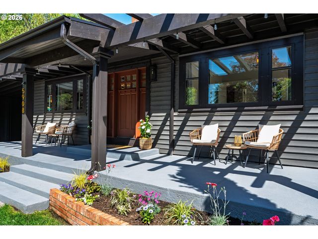5908 Sw 45TH Ave, Portland, OR 97221
