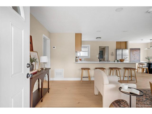 1900 Quebec St, Denver, CO 80220