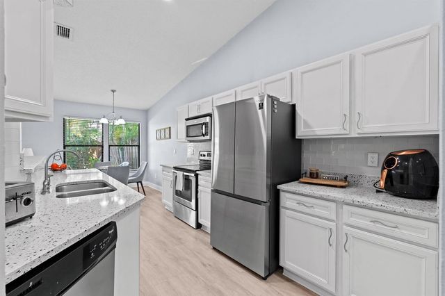1599 Bayridge Place, Wellington, FL 33414