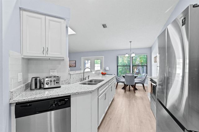 1599 Bayridge Place, Wellington, FL 33414
