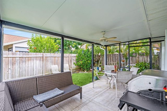 1599 Bayridge Place, Wellington, FL 33414