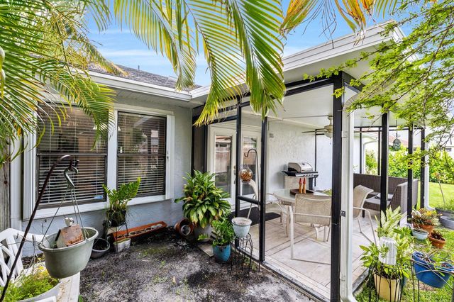 1599 Bayridge Place, Wellington, FL 33414