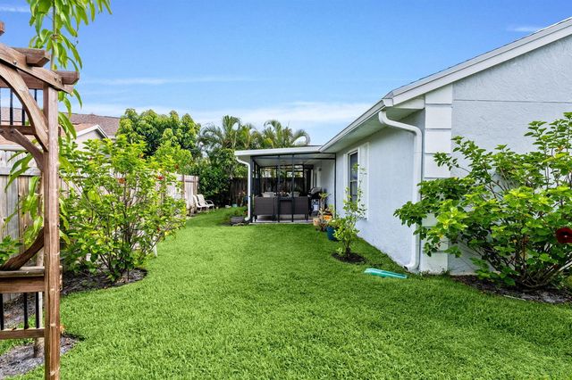 1599 Bayridge Place, Wellington, FL 33414