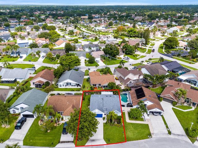1599 Bayridge Place, Wellington, FL 33414