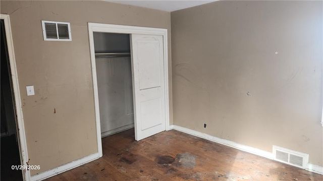 2421 NE Vivion Road, Kansas City, MO 64118