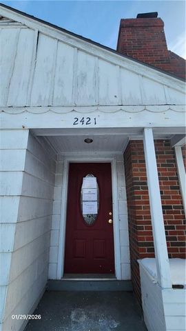 2421 NE Vivion Road, Kansas City, MO 64118