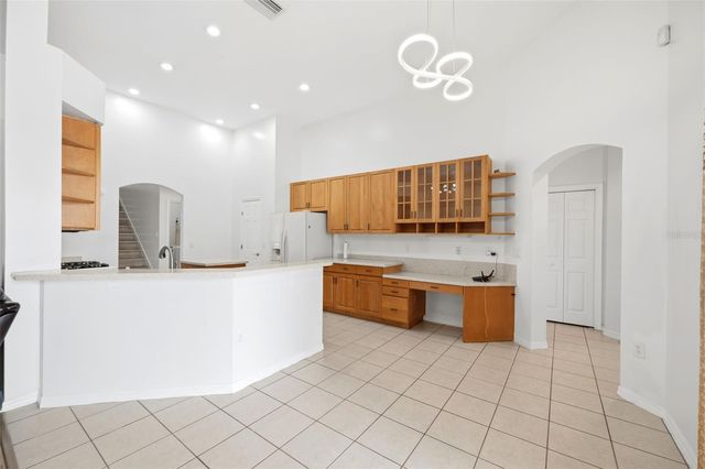 10209 SHADOW BRANCH DRIVE, Tampa, FL 33647