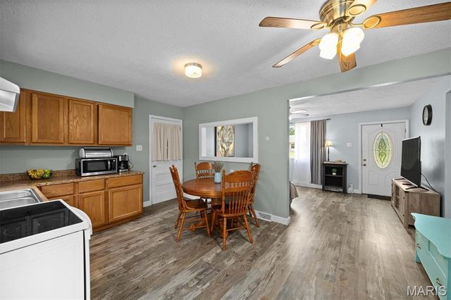 4816 Wick Mor Drive, Alton, IL 62002