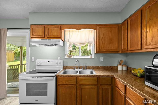4816 Wick Mor Drive, Alton, IL 62002