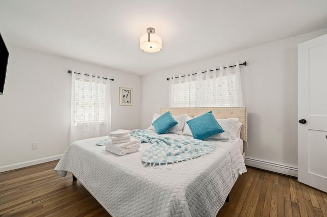 4 Thach Lane, Hyannis, MA 02601