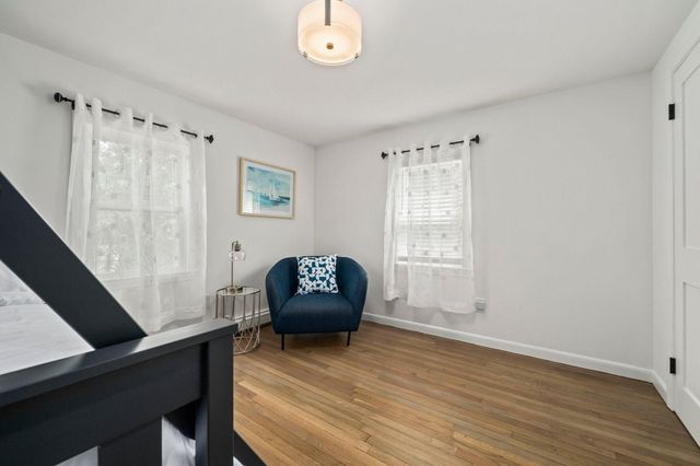 4 Thach Lane, Hyannis, MA 02601