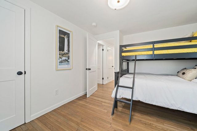 4 Thach Lane, Hyannis, MA 02601