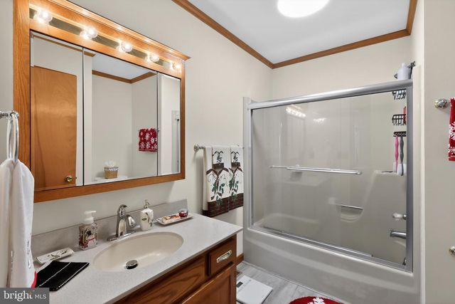 6215 N DUPONT HWY, Dover, DE 19901