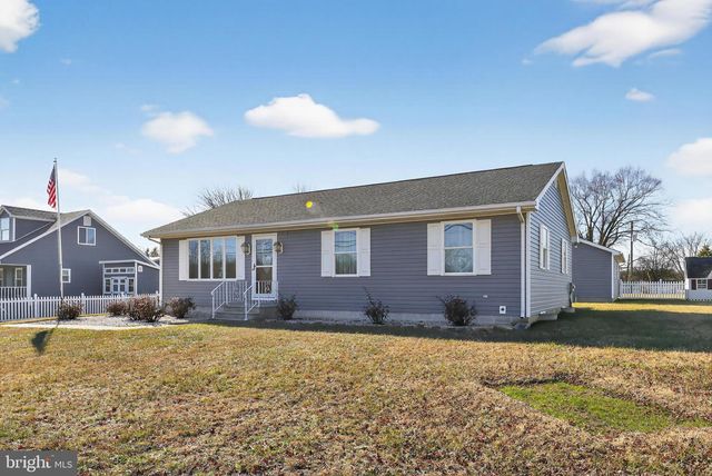 6215 N DUPONT HWY, Dover, DE 19901